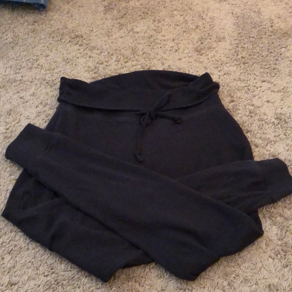 Alternative black knit joggers